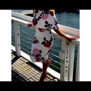 Capped Flowered MIDI Dress